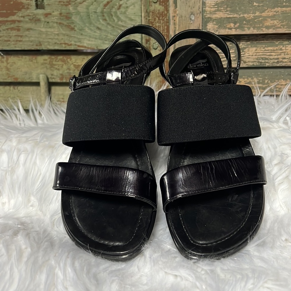Dansko Sandals Womens Sz 37 / US 6.5-7 Addison Black Strappy Patent Leather Shoe - Picture 4 of 9